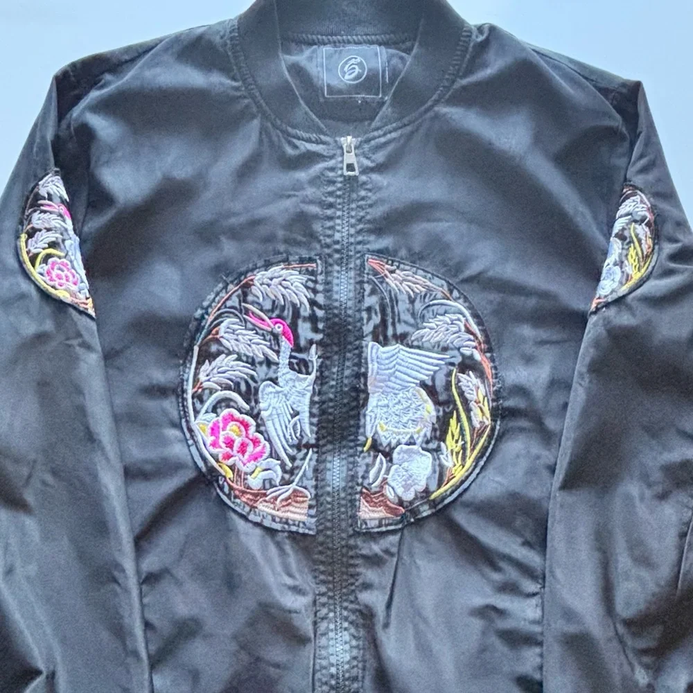 N/A black jacket size
